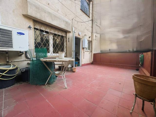 Piso en Venta en El Camp de l'Arpa del Clot