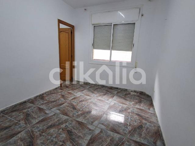 Piso en Venta en El Camp de l'Arpa del Clot
