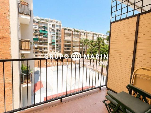 Piso en Venta en El Camp d'en Grassot i Gràcia Nova