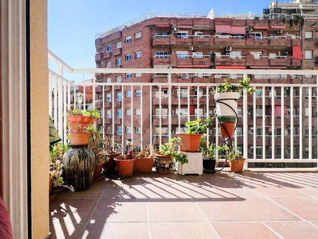 Piso en Venta en El Camp d'en Grassot i Gràcia Nova