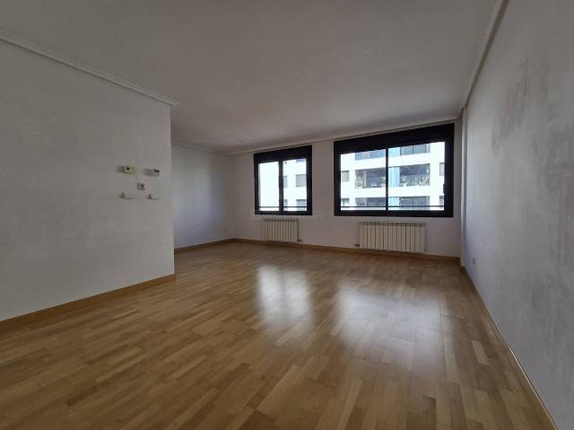 Piso en Venta en El Campillo Norte