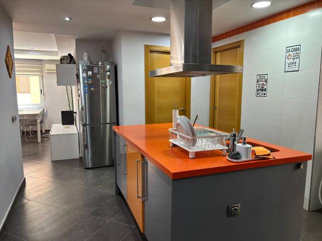 Piso en Venta en El Castellar i l'Oliverar