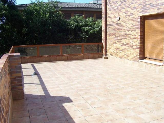 Piso en Venta en El Carbayedo El Quirinal