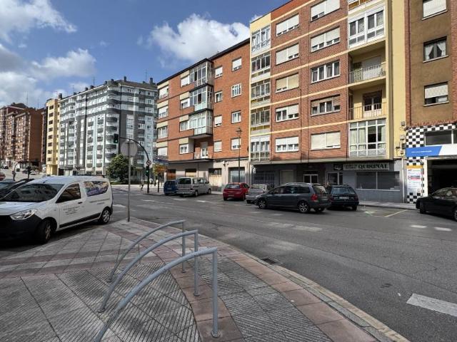 Piso en Venta en El Carbayedo El Quirinal
