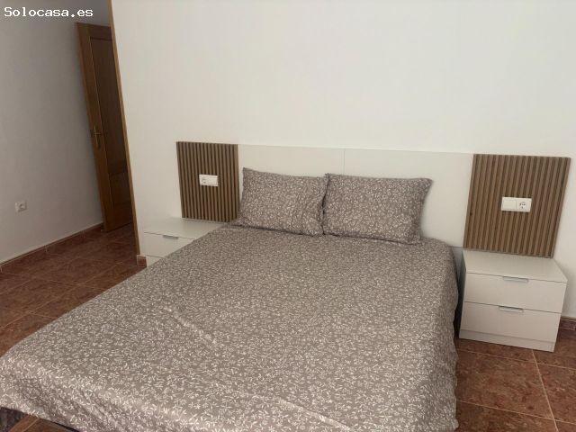Piso en venta en el centro de Abarán — 4 habitaciones, reformado, garaje y patio