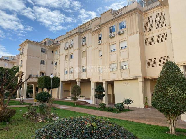 Piso en Venta en El Cónsul Ciudad Universitaria El Romeral