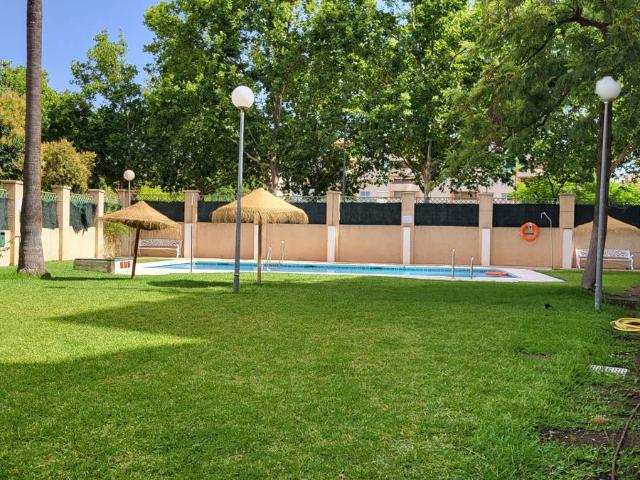 Piso en Venta en El Cónsul Ciudad Universitaria El Romeral