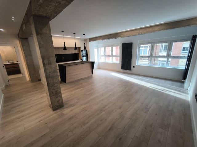 Piso en Venta en El Ejido Santa Ana