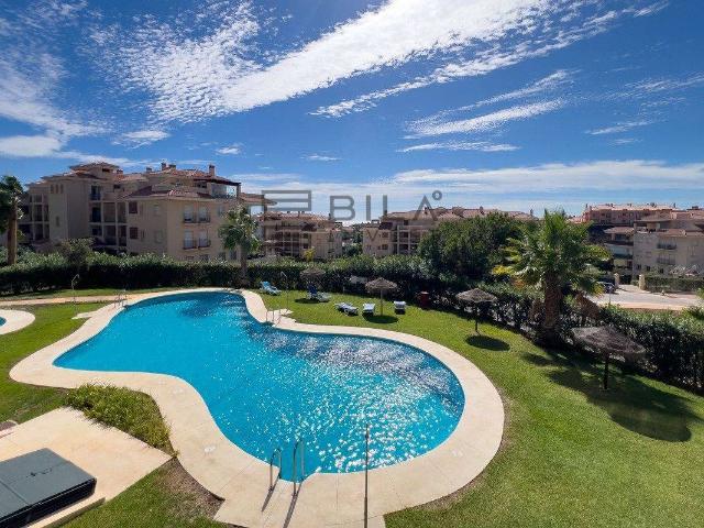 Piso en Venta en El Faro de Calaburra Chaparral