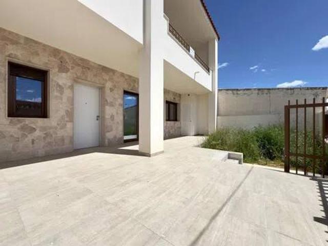 Piso en Venta en El Fondó de les Neus Hondón de las Nieves