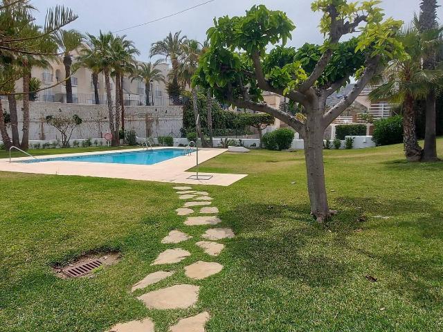 Piso en Venta en El Palmeral