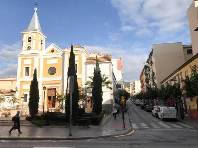Piso en Venta en El Palo