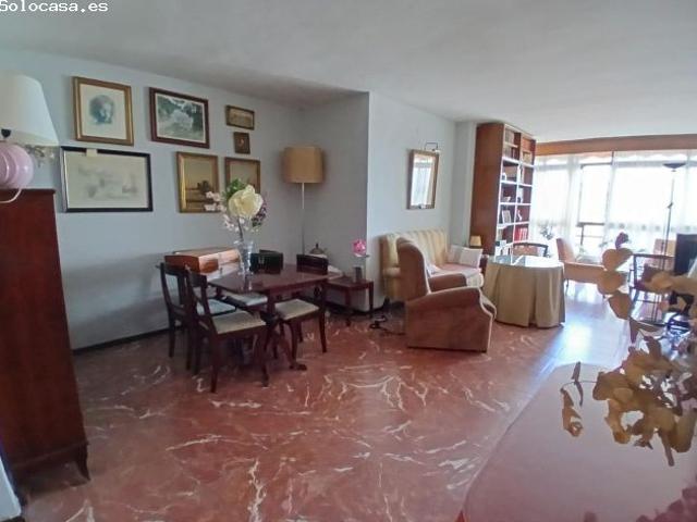 Piso en Venta en El Palo