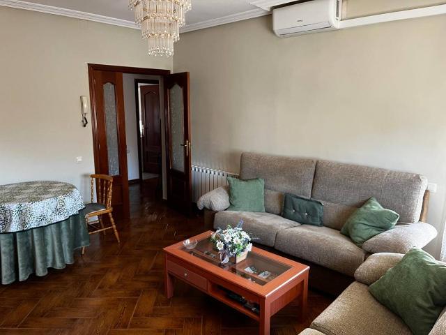 Piso en Venta en El Perchel