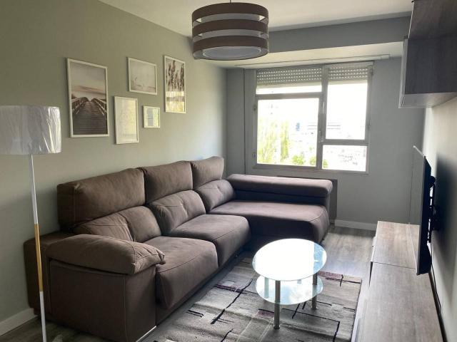 Piso en venta en El Pilar 01012