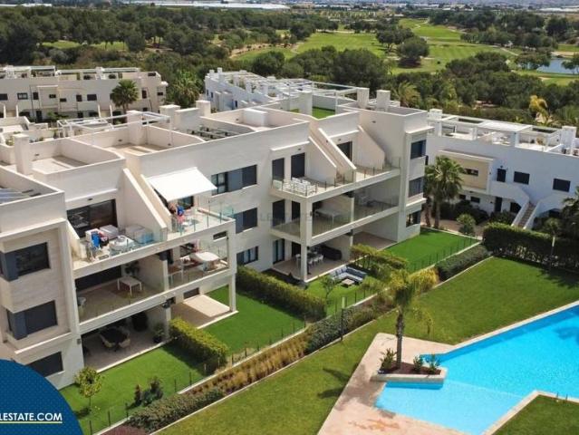 Piso en Venta en El Pinar de Campoverde