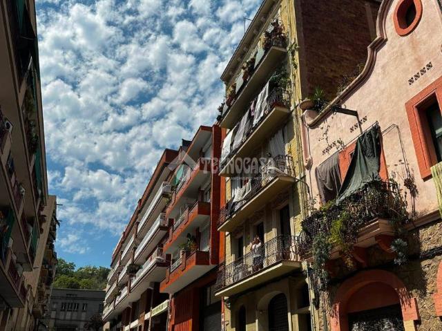 Piso en Venta en El Poble Sec Parc de Montjuïc