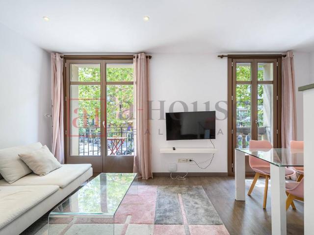 Piso en Venta en El Poble Sec Parc de Montjuïc