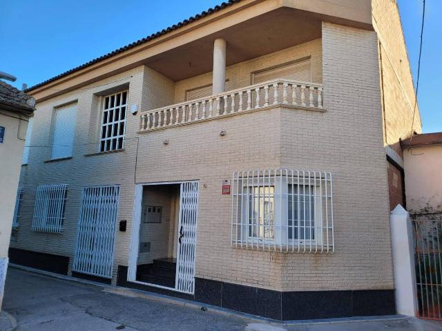 Piso en Venta en El Raal
