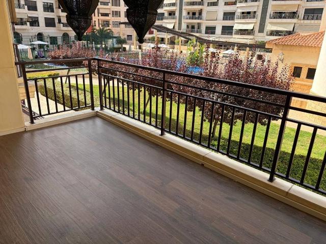 Piso en Venta en El Raval Portes Encarnades