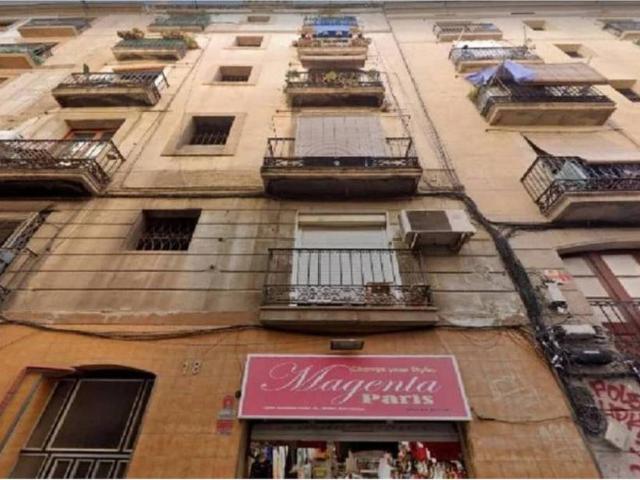 Piso en Venta en El Raval