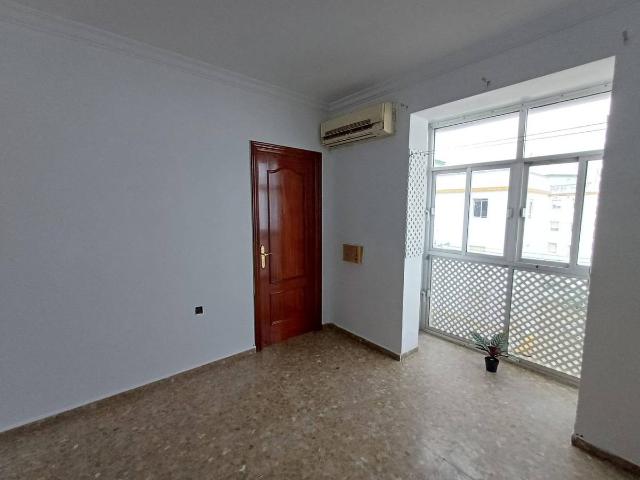 Piso en Venta en El Retiro La Vid