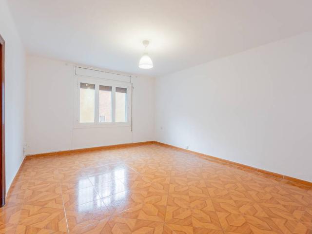 Piso en Venta en El Turó de la Peira