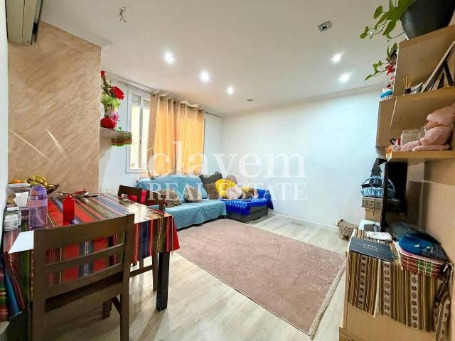 Piso en Venta en El Turó de la Peira