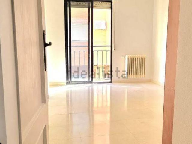 Piso en Venta en El Torreón Los Ángeles El Pilar