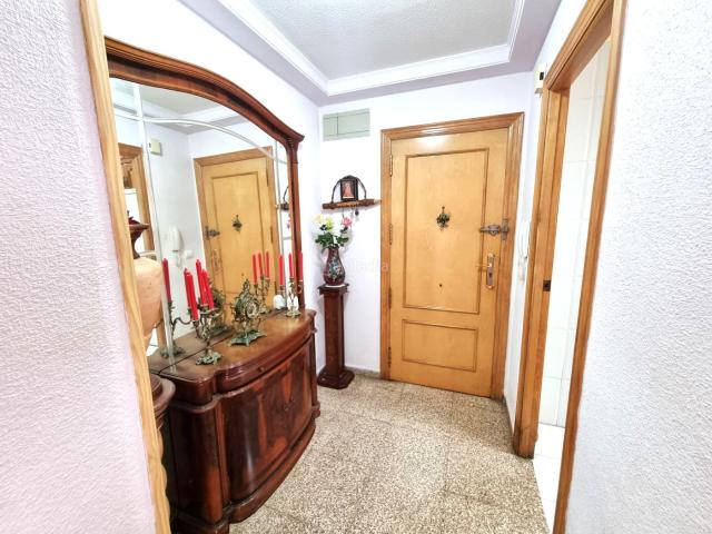 Piso en venta en Elche Elx, Torrellano. *Venta de magnifico piso muy luminoso en esquina en TORRELLANO, Elche*. Pisos Elche.
