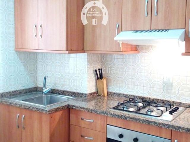 Piso en venta en Elche Elx, Altabix. Amplio piso de 107 m con 4 dormitorios en Altabix 1 piso sin asdcensor. Pisos Elche.