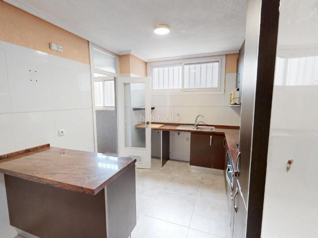 Piso en venta en Elche Elx, Carrús Este. PISO EN VENTA EN CALLE PROFESOR FRANCISCO TOMAS Y VALIENTE. Pisos Elche.