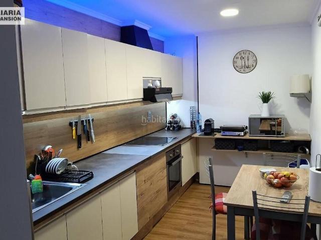Piso en venta en Elche Elx, Centro. Estupendo Piso de 120 metros en Elche con Ascensor. Pisos Elche.