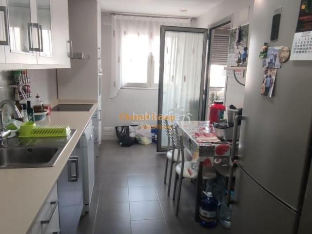 Piso en venta en Elche Elx, Centro. SE VENDE PISO SEMINUEVO, ZONA CORTE INGLES !. Pisos Elche.