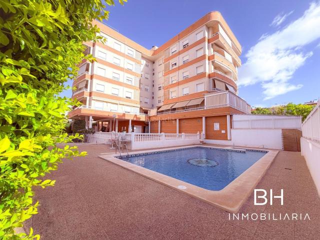 Piso en venta en Elche Elx, Ciutat Esportiva. PISO ESQUINA, GARAJE, TRASTERO, PISCINA, BALCÓN, EXCELENTE UBICACIÓN, ALTABIX NUEVO. Pisos Elche.