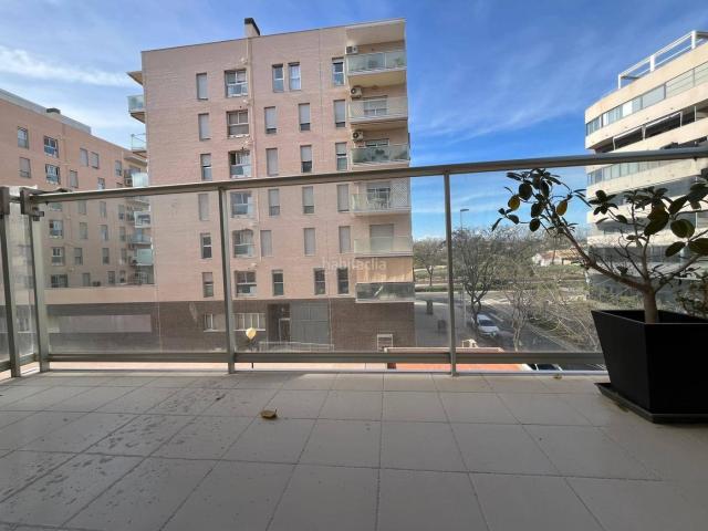 Piso en venta en Elche Elx, Ciutat Universitària. PISO, 3 HABITACIONES, 2 BAÑOS, GARAJE, PISCINA, NUEVO ALTABIX, ELCHE. Pisos Elche.