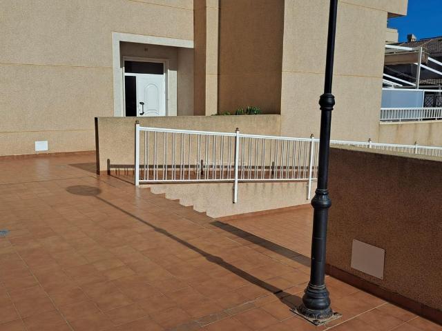 Piso en venta en Elche Elx, Ciutat Universitària. SE VENDE PISO EN ZONA CIUDAD DEPORTIVA CON PLAZA DE GARGAJE!. Pisos Elche.