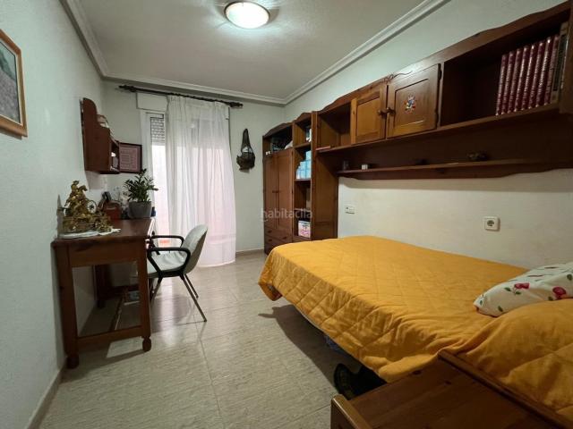 Piso en venta en Elche Elx, El Travaló Martínez Valero. Moderno Piso en Elche con Terraza y Vistas a Huertos de Palmeras. Pisos Elche.