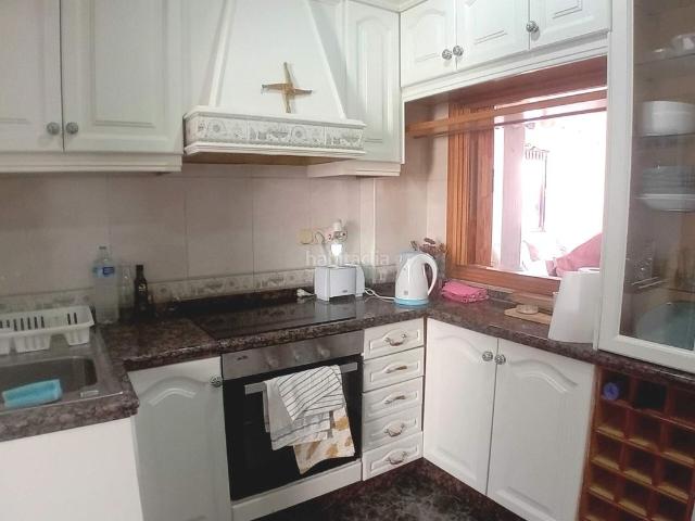 Piso en venta en Elche Elx, El Palmeral San Antón. Exclusivo apartamento ideal para familias, con dos habitaciones bien distribuidas, cocina totalmente equipada y aire acondicionado. Pisos Elche.