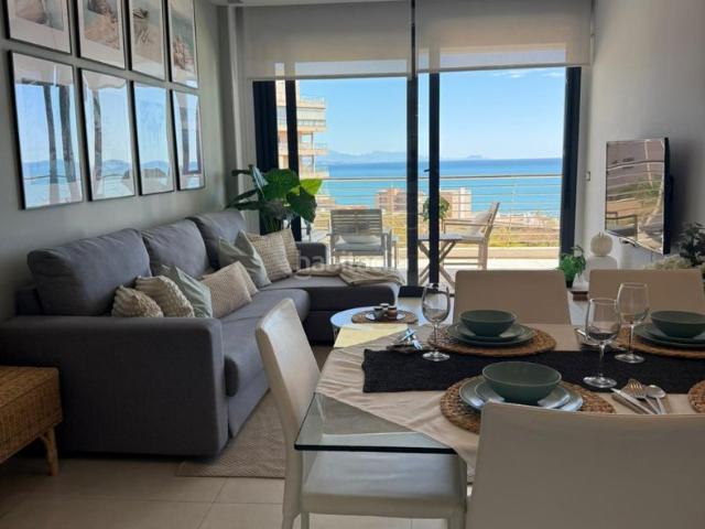 Piso en venta en Elche Elx, Los Arenales del Sol. Descubre esta espectacular vivienda de 2 dormitorios situada en el prestigioso residencial Infinity View, en primera línea del Med. Pisos Elche.