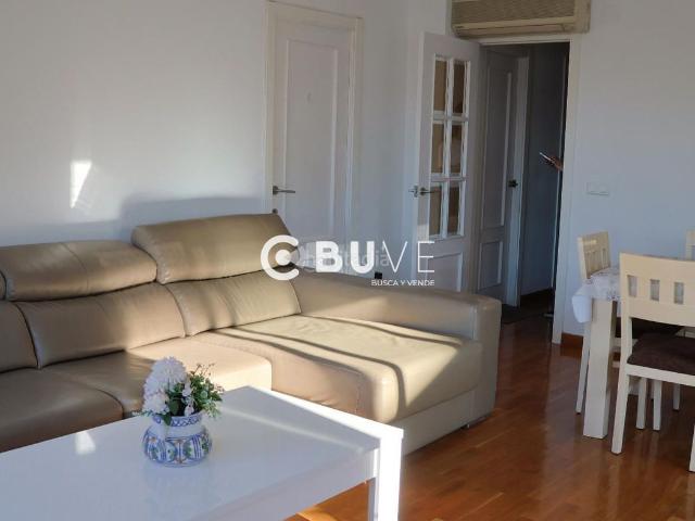 Piso en venta en Elche Elx, Pont Nou Corazón de Jesús. Se vende piso de 4 habitaciones en Elche. Pisos Elche.