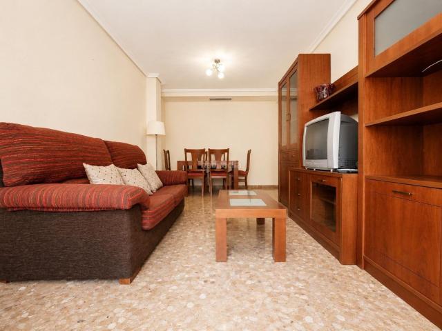 Piso en venta en Elche Elx, Plaza Crevillente Antiguos Juzgados El Asilo. ZONA Pº GERMANIAS VIVIENDA CON PLAZA DE GARAJE. Pisos Elche.