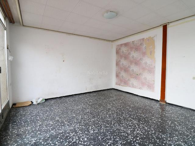 Piso en venta en Elche Elx, Reina Victoria Miguel Hernández. AMPLIA VIVIENDA CON ASCENSOR EN EL CENTRO DE ELCHE GRAN OPORTUNIDAD PARA REFORMAR A TU GUSTO. Pisos Elche.