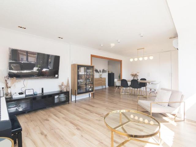 Piso en venta en Elche Elx, Reina Victoria Miguel Hernández. Piso de 3 habitaciones en Elche en Poeta Miguel Hernández. Pisos Elche.
