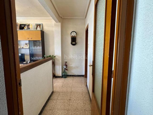 Piso en venta en Elche Elx, San Crispín. COQUETO PISO EN ZONA CARRUS! CON TRES HABITACIONES. Pisos Elche.