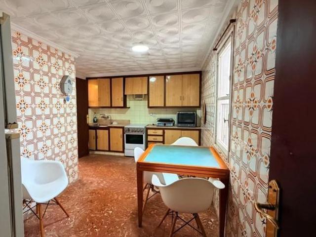 Piso en venta en Elche, Reina Victoria Miguel Hernández