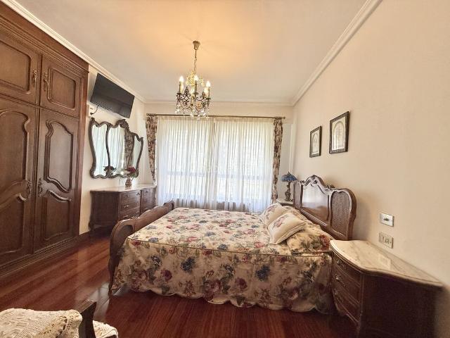 Piso en venta en Elgoibar. SE VENDE AMPLIA VIVIENDA EN EL CENTRO DE ELGOIBAR. Pisos.