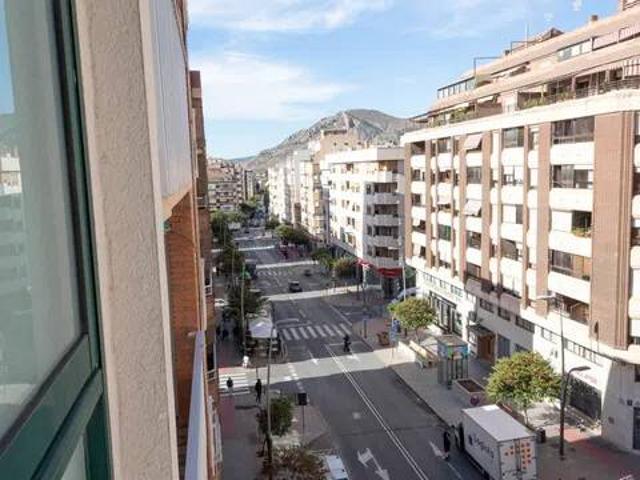 Piso en Venta en Elda
