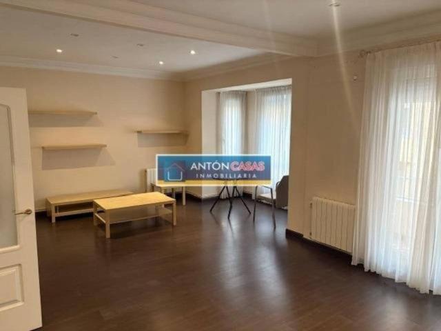Piso en Venta en Elda