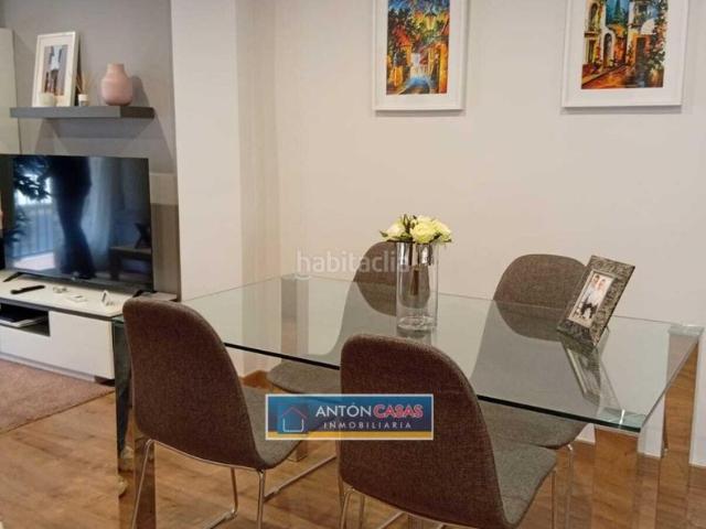 Piso en venta en Elda, Las Trescientas San Francisco Ciudad Vergel. Planta baja con entresuelo en la zona Trescientas Elda. Pisos.